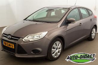 Avarii autoturisme Ford Focus 1.0 Airco Navi EcoBoost Lease Trend 2012/6