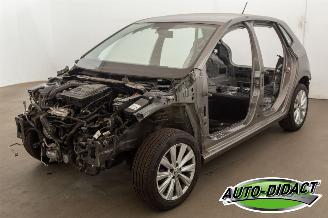 krockskadad bil auto Volkswagen Polo 1.0 TSI Highline 2020/6