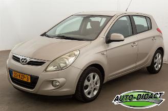 škoda osobní automobily Hyundai I-20 1.2i Clima Business Edition 2010/3