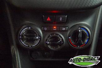 Peugeot 208 1.2 Airco Navi picture 8