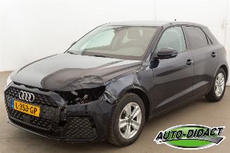 krockskadad bil auto Audi A1 25 TFSI Automaat 54.072 km Digi Dash Pro Line 2021/5
