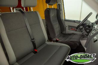 Volkswagen Transporter 2.0 TDI L1H1 Airco picture 15