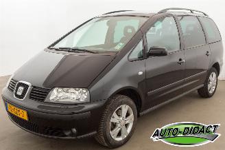 krockskadad bil auto Seat Alhambra 2.0 Dynamic 7p. Clima Style 2008/9