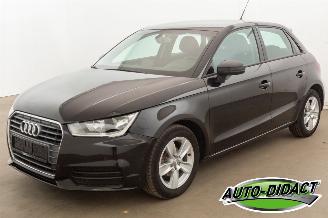 skadebil auto Audi A1 1.0 TFSI Airco Navi 2017/3
