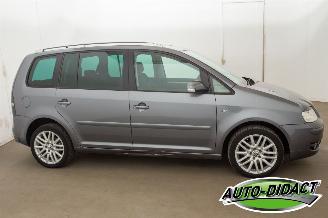 Volkswagen Touran 1.9 TDI Automaat 7persoons Clima picture 32