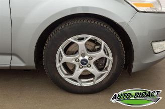 Ford Mondeo 2.0-16V Limited Clima Navi picture 27