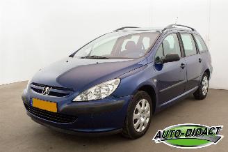 Schadeauto Peugeot 307 Break 1.6-16V XR Airco 2004/8