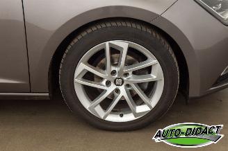 Seat Leon 1.6 TDI Clima Navi Camera Style Connect Ecomotive picture 29