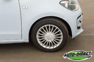 Volkswagen Up! 1.0 high up! Airco Pano BlueMotion picture 29