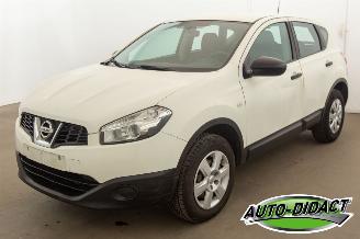 Schadeauto Nissan Qashqai 1.6 Airco 2014/1