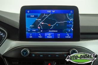 Ford Focus 1.0 EcoBoost Clima Navi Trend Edition Business picture 8