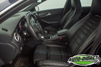 Mercedes Cla-klasse 180d Airco Camera picture 25