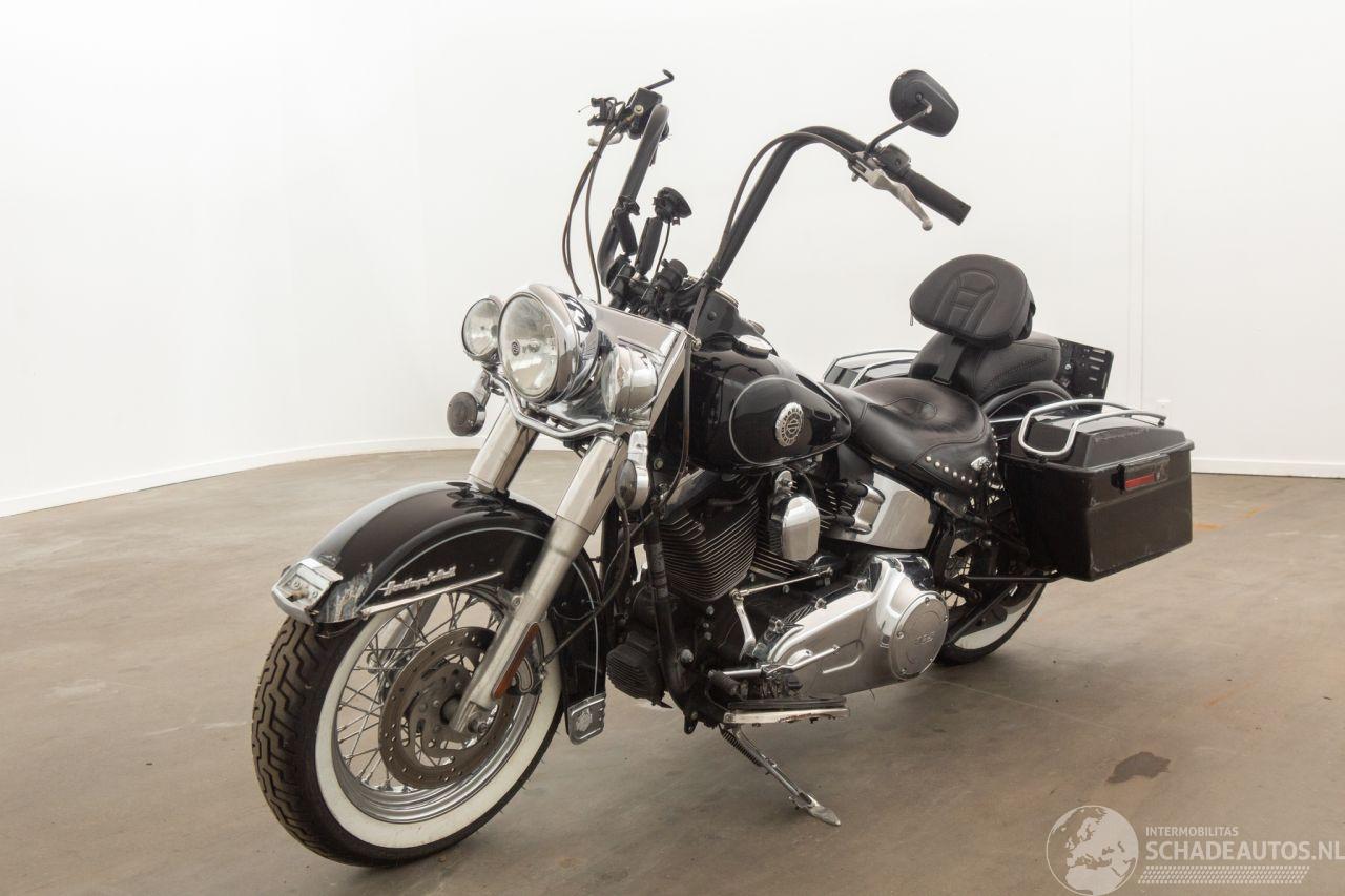 Harley-Davidson  FLSTC