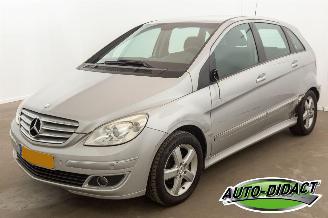 Schadeauto Mercedes B-klasse 150 Airco 2006/10
