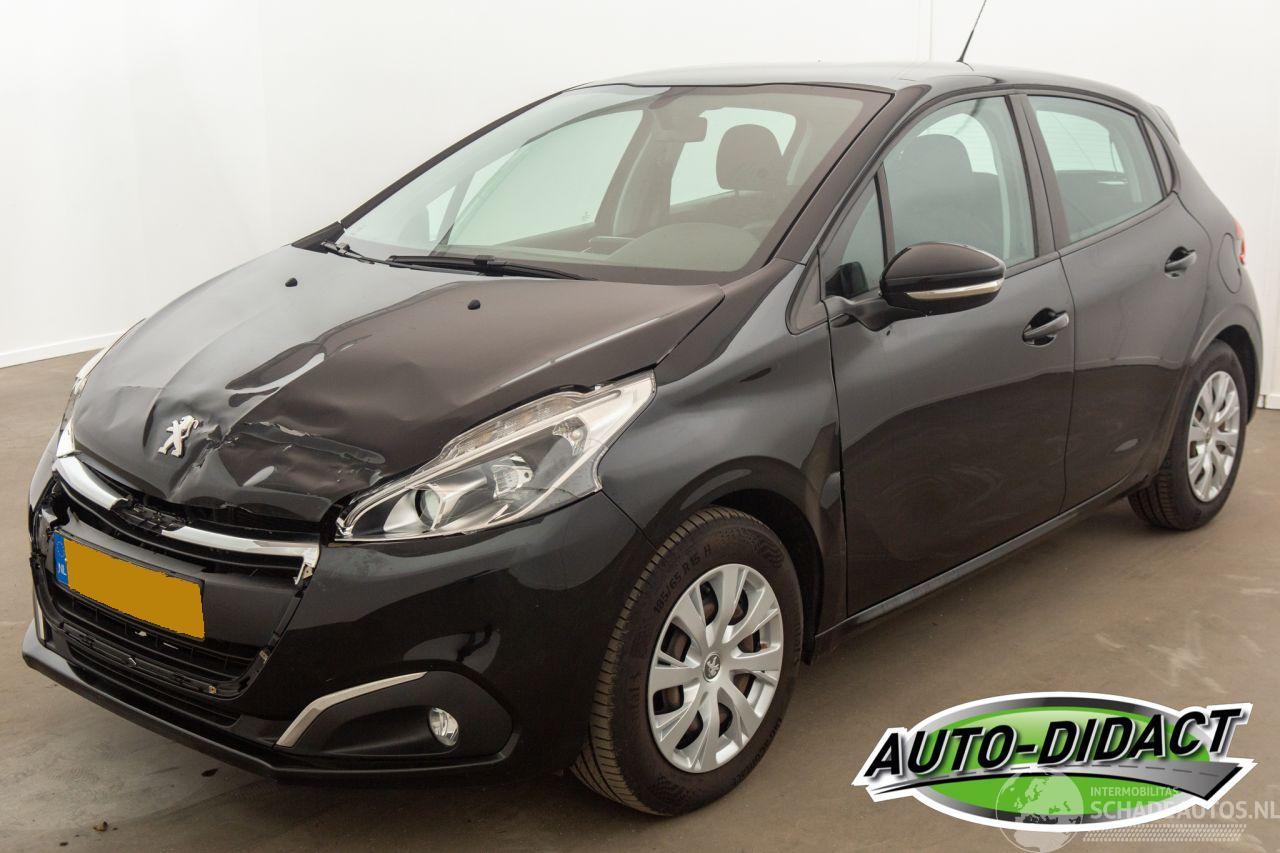 Peugeot 208 1.2 PureTech 66.812 km NAP Airco Blue Lion