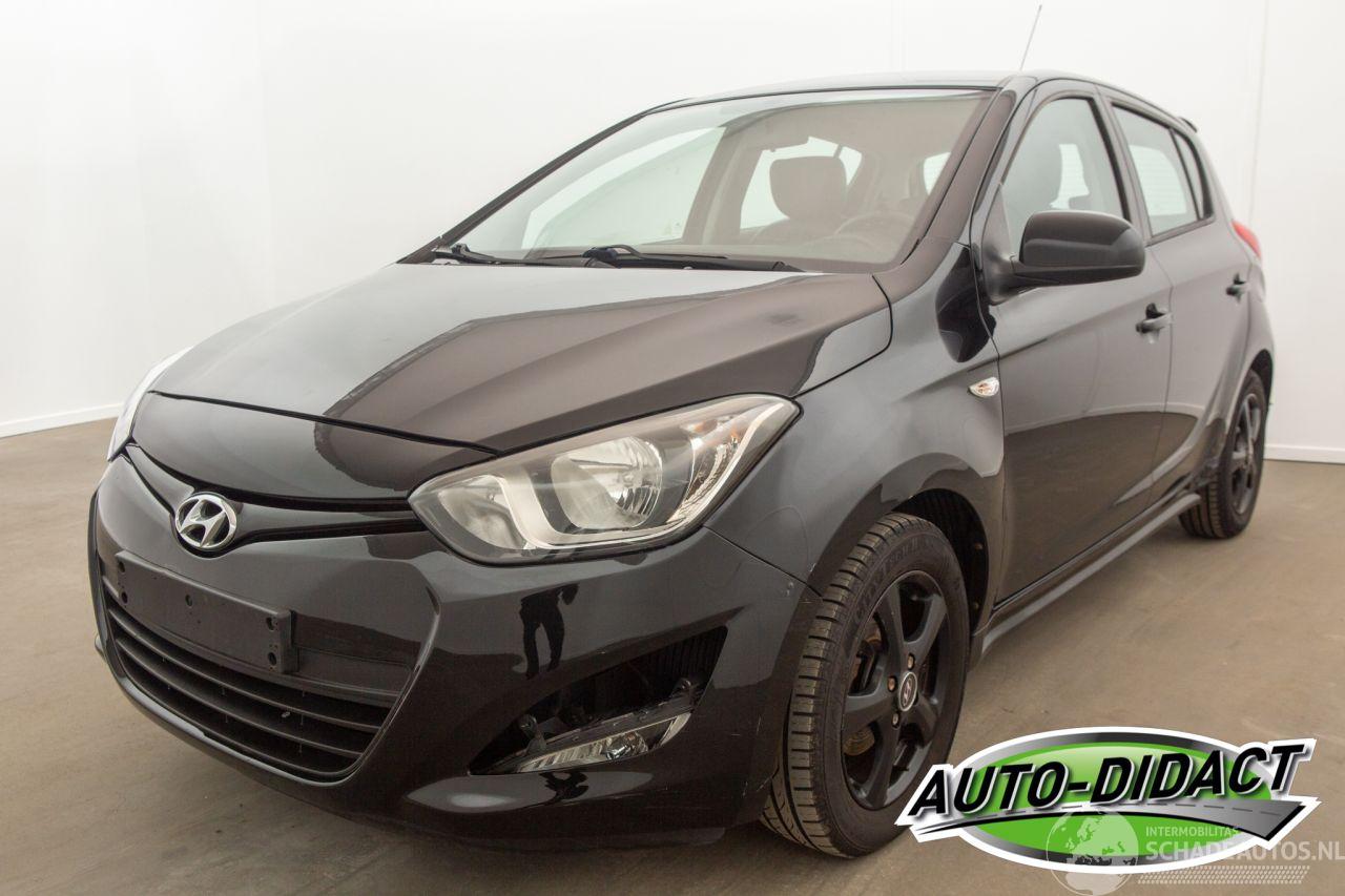 Hyundai I-20 1.2 Airco Leder