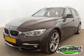 Schadeauto BMW 3-serie 320d Automaat Clima Navi Leder EDE Centennial High Executive 2017/5
