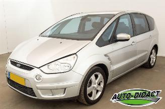 Schadeauto Ford S-Max 2.0-16V Clima Navi 2008/11