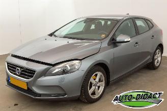  Volvo V-40 1.6 T2 Clima Navi MOTORSCHADE Kinetic 2014/10