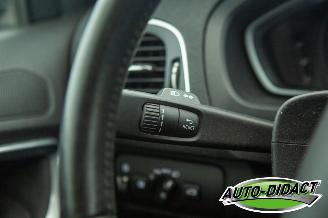 Volvo V-40 1.6 T2 Clima Navi MOTORSCHADE Kinetic picture 15