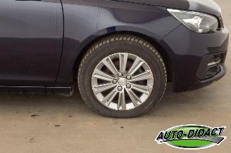 Peugeot 308 1.6 BlueHDi Clima Navi Camera Feline picture 36