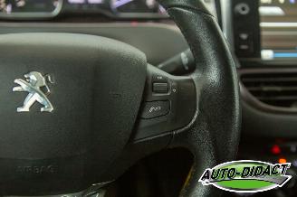 Peugeot 2008 1.2 Airco Active picture 13