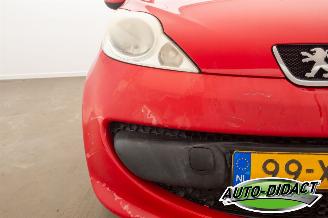 Peugeot 107 1.0-12V XS picture 33