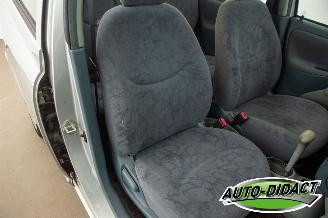 Toyota Yaris 1.3-16V Automaat Airco VVT-i Sol picture 18