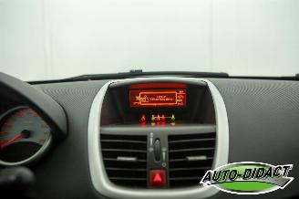Peugeot 207 1.4-16V Airco Color-line picture 7