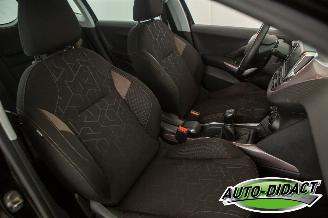Peugeot 2008 1.2 Active 118.099 km Navi Airco picture 17