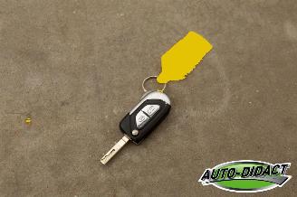 Citroën DS3 1.2 VTi Navi Clima So Chic picture 21