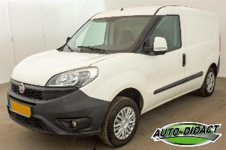 skadebil bedrijf Fiat Doblo Cargo 1.6 MJ L1H1 Airco MOTORSCHADE 2017/6
