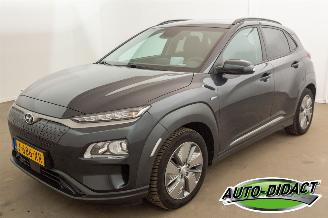 krockskadad bil auto Hyundai Kona EV Fashion 64 kWh Camera Navi Clima 2020/11