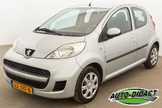 Unfallwagen Peugeot 107 1.0-12V 102.196 km Airco Sublime 2009/9