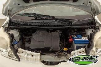 Peugeot 107 1.0-12V XR picture 19