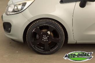 Kia Rio 1.2 CVVT Clima Super Pack picture 32