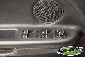 Volkswagen Golf plus 2.0 TDI Automaat Navi Clima Leder Highline picture 10