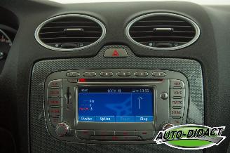 Ford Focus 1.6 Titanium picture 8