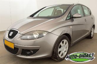 damaged passenger cars Seat Toledo 1.6 Stylance Clima 2004/11