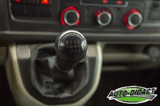 Volkswagen Transporter 2.0 TDI L1H2 Highline Airco picture 9