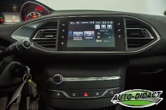 Peugeot 308 SW 1.6 Allure Navi Pano Camera picture 11