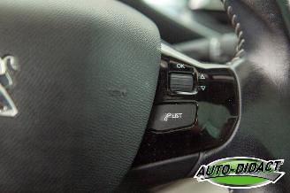Peugeot 308 SW 1.6 Allure Navi Pano Camera picture 16