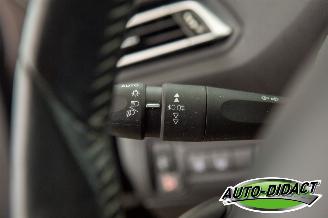 Peugeot 308 SW 1.6 Allure Navi Pano Camera picture 18