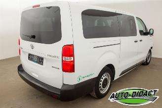 Toyota ProAce Electric Shuttle Long Extra Range Cool 75 kWh Pano picture 4