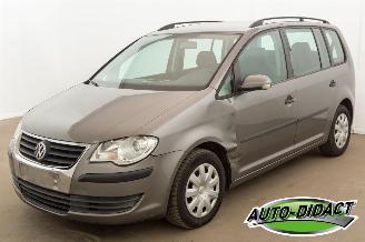 Schadeauto Volkswagen Touran 1.6 Airco 7p. 2007/3