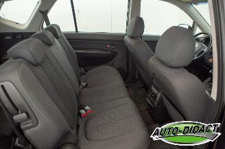 Kia Carens 2.0 CVVT 7p. Clima X-ecutive picture 18