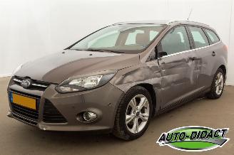 krockskadad bil auto Ford Focus 1.0 EcoBoost Clima Navi 2012/7