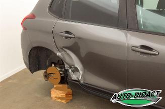 Peugeot 2008 1.2 Access Airco picture 26