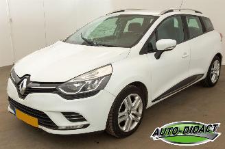 Unfallwagen Renault Clio 0.9 TCe Airco Navi Zen 2018/1