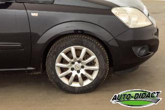 Opel Zafira 2.2 Airco 7p. Temptation picture 32